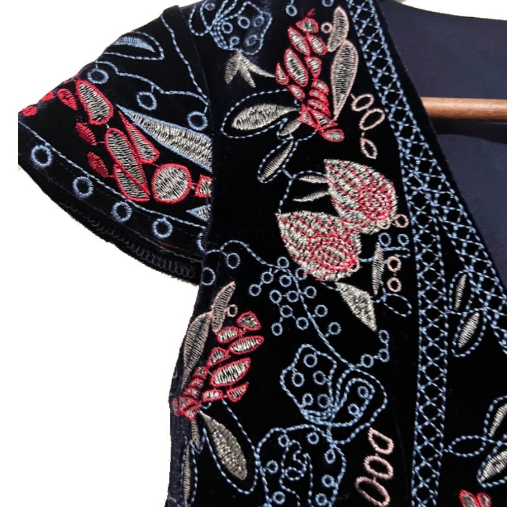 Foxiedox Embroidered Velvet Dress Size S - Picture 9 of 9